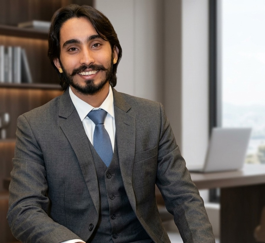 Akshay Kapoor